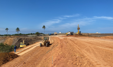 OBRA DE TERRAPLENAGEM DO CONDOMÍNIO ZAMÁ É FINALIZADA